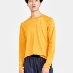 Craft Sportswear NA MEN'S ADV ESSENCE TEE 61 Craft Sportswear NA MEN'S ADV ESSENCE TEE