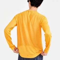 Craft Sportswear NA MEN'S ADV ESSENCE TEE 62 Craft Sportswear NA MEN'S ADV ESSENCE TEE