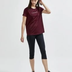 Craft Sportswear NA WOMEN'S ADV ESSENCE CAPRI TRAINING TIGHTS