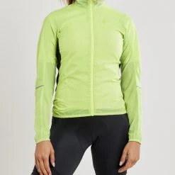 Craft Sportswear NA WOMEN'S ESSENCE LIGHT WIND CYCLING JKT 28 Craft Sportswear NA WOMEN'S ESSENCE LIGHT WIND CYCLING JKT