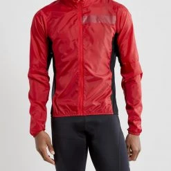 Craft Sportswear NA MEN'S ESSENCE LIGHT WIND CYCLING JKT 34 Craft Sportswear NA MEN'S ESSENCE LIGHT WIND CYCLING JKT