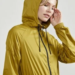 Craft Sportswear NA WOMEN'S ADV CHARGE TRAINING WIND JACKET