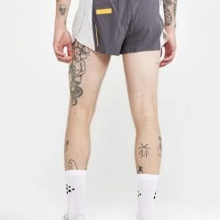 Craft Sportswear NA MEN'S PRO HYPERVENT RUNNING SPLIT SHORTS