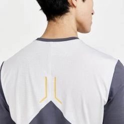 Craft Sportswear NA MEN'S PRO HYPERVENT RUNNING TEE 101 Craft Sportswear NA MEN'S PRO HYPERVENT RUNNING TEE