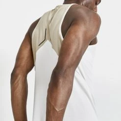 Craft Sportswear NA MEN'S PRO HYPERVENT RUNNING SINGLET 68 Craft Sportswear NA MEN'S PRO HYPERVENT RUNNING SINGLET