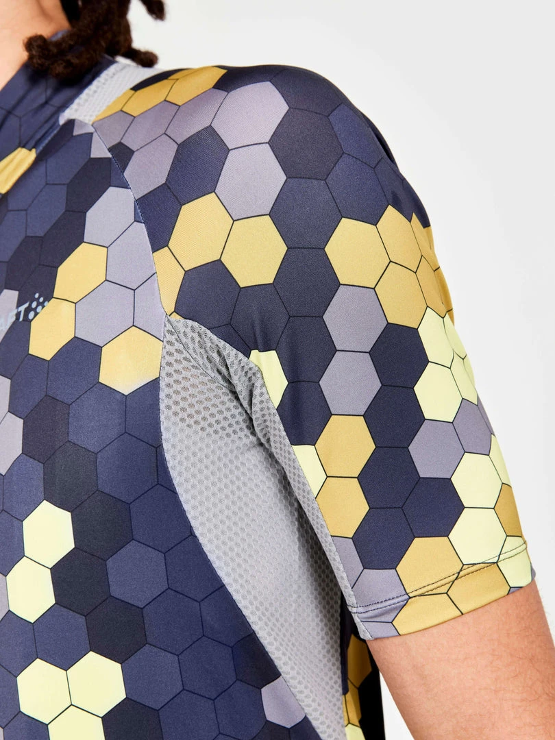 Craft Sportswear NA MEN'S ADV ENDUR GRAPHIC CYCLING JERSEY 6 Craft Sportswear NA MEN'S ADV ENDUR GRAPHIC CYCLING JERSEY