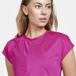 Craft Sportswear NA WOMEN'S CORE CHARGE RIB TEE 71 Craft Sportswear NA WOMEN'S CORE CHARGE RIB TEE