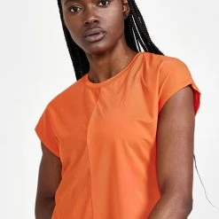 Craft Sportswear NA WOMEN'S CORE CHARGE RIB TEE 97 Craft Sportswear NA WOMEN'S CORE CHARGE RIB TEE