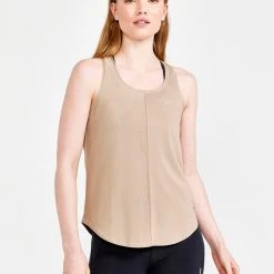 Craft Sportswear NA WOMEN'S CORE CHARGE RIB SINGLET 104 Craft Sportswear NA WOMEN'S CORE CHARGE RIB SINGLET