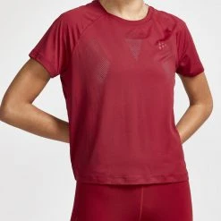 Craft Sportswear NA WOMEN'S ADV CHARGE PERFORATED TEE