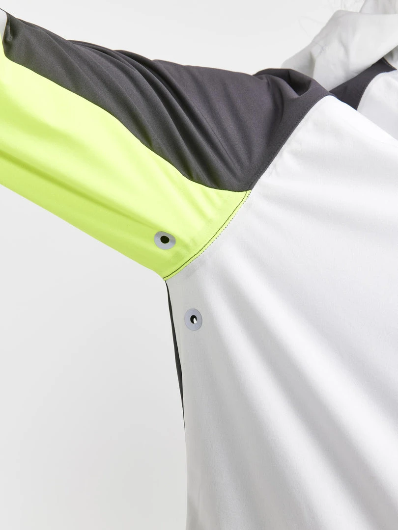 Craft Sportswear NA WOMEN'S PRO HYDRO LUMEN RUNNING JACKET 2 7 Craft Sportswear NA WOMEN'S PRO HYDRO LUMEN RUNNING JACKET 2