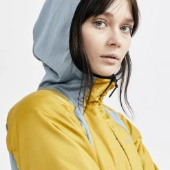 Craft Sportswear NA WOMEN'S ADV HYBRID THERMAL MIDLAYER 78 Craft Sportswear NA WOMEN'S ADV HYBRID THERMAL MIDLAYER