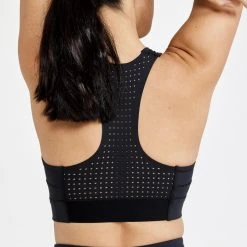 Craft Sportswear NA WOMEN'S PRO CHARGE BLOCKED TRAINING SPORT TOP